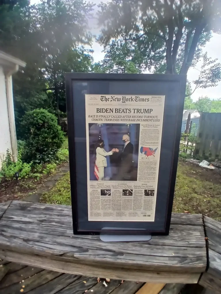 Portada Original Enmarcada The New York Times - Edición Biden Vence a Trump